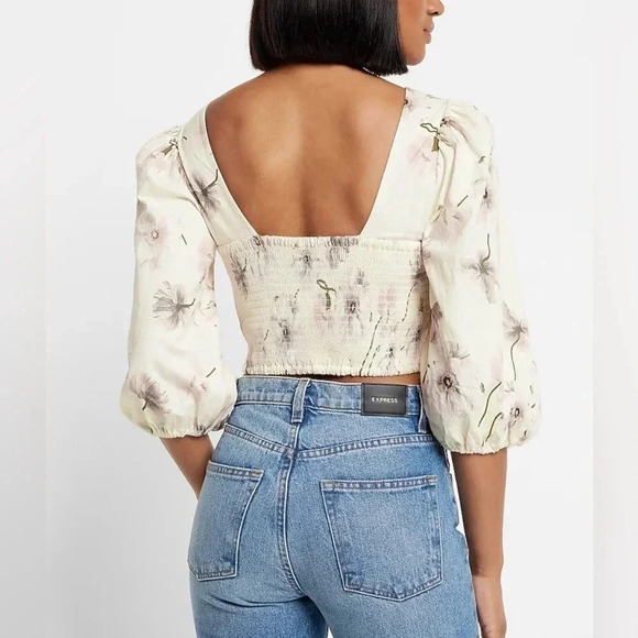 Express Floral Puff Sleeve Ruched Cropped Top NWT - Picture 2 of 14